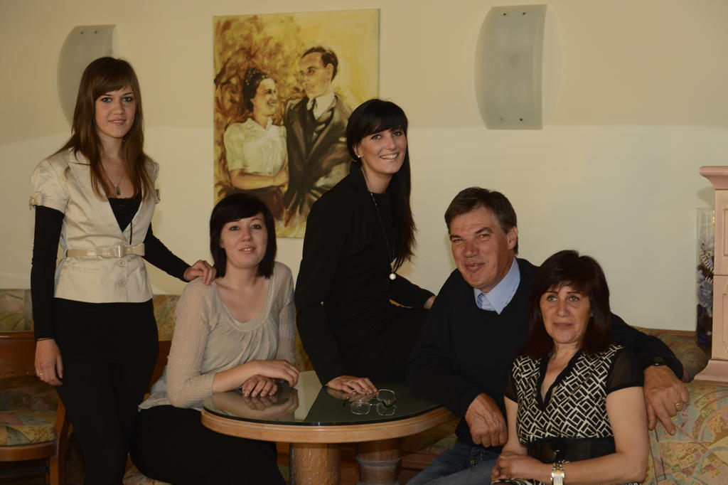 Hotel Vittoria Folgaria Esterno foto